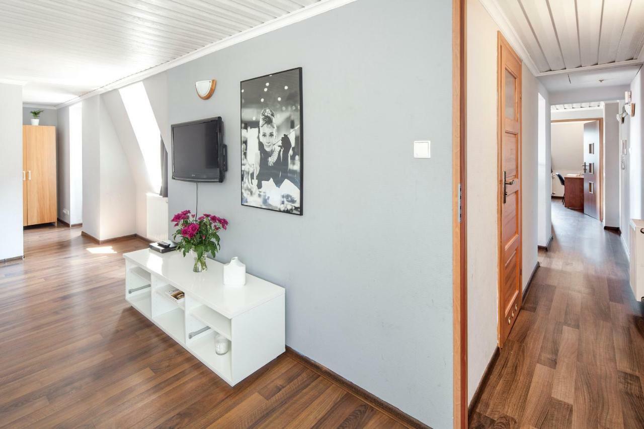 Sleepy3City Apartments Abrahama 16 Gdynia Exterior photo